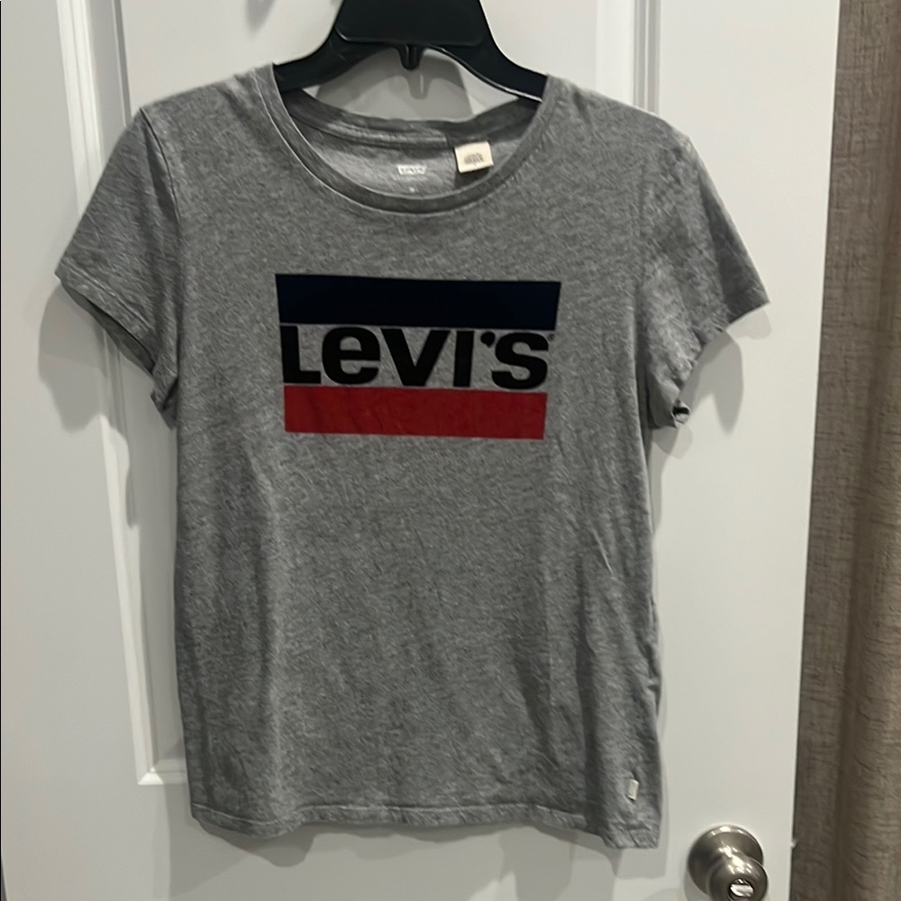 Levi's Gray T-Shirt with Logo